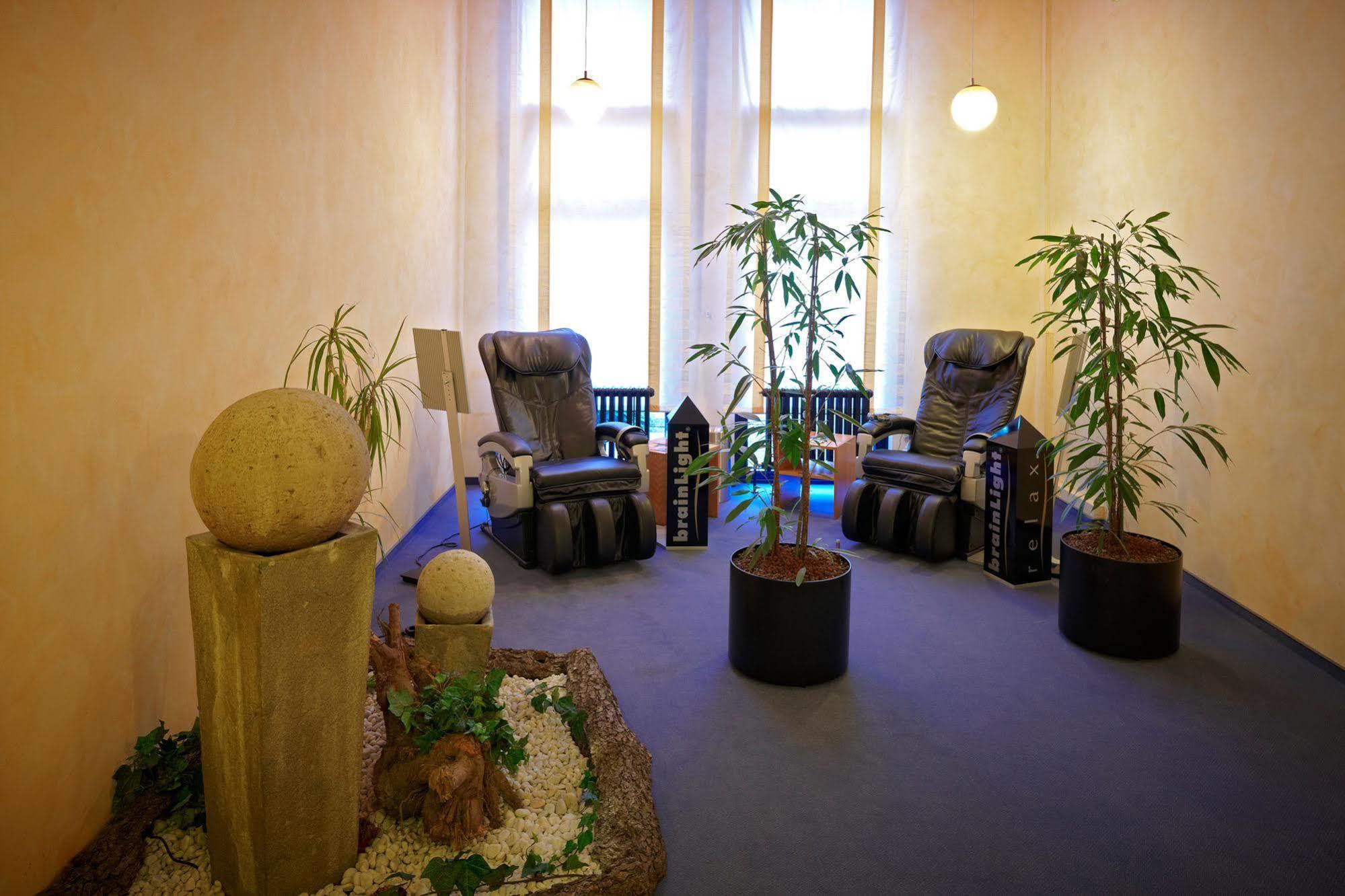 Commundo Tagungshotel ניאוס מראה חיצוני תמונה